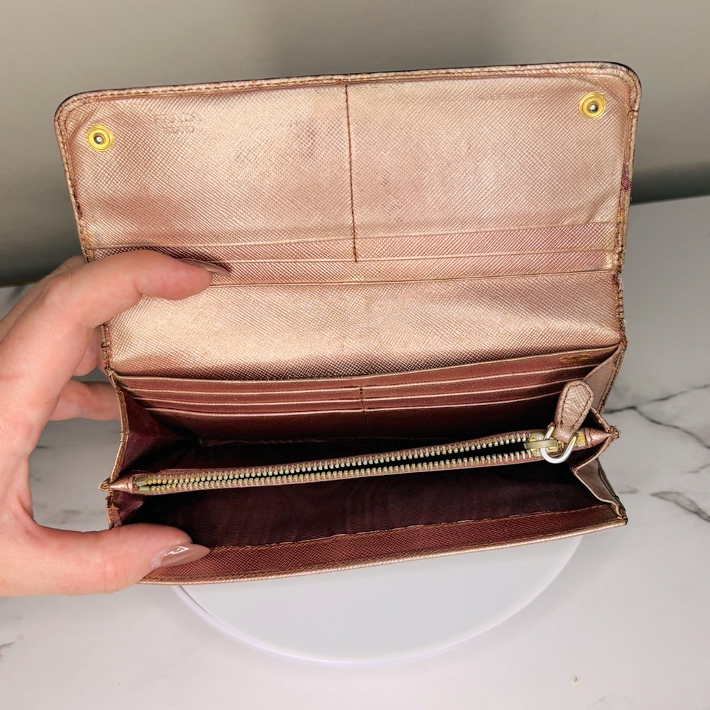Prada Blush Pink Metallic‎ Style Women's Long Wallet - Fair Condition - Picture 9 of 13